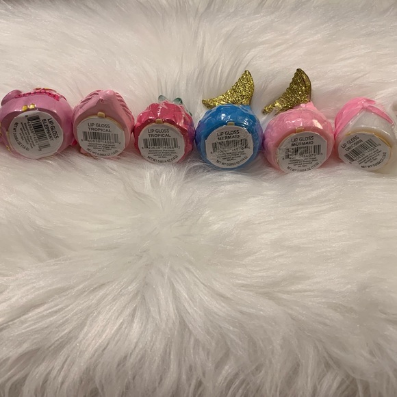 Simply Southern Pineapple Lip Gloss - Picture 3 of 3